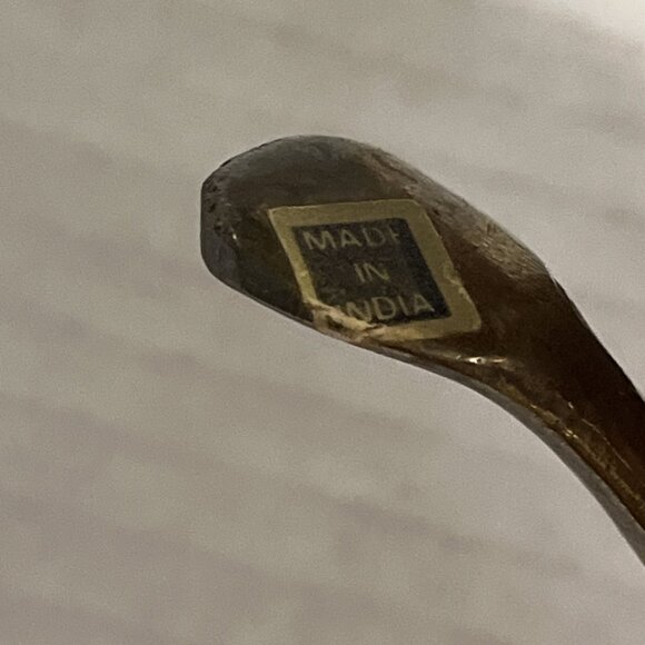 Vintage MCM Solid Brass Frog Shelf Sitter Figurine Smiling Made in Korea 3" Tall - Picture 4 of 10